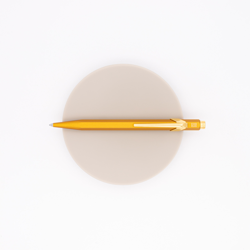 Caran d'Ache 849 Penna Sfera Oro con astuccio