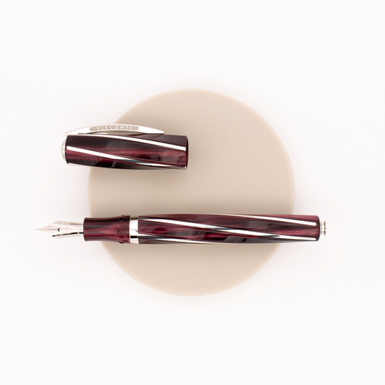 Visconti Divina Elegance Penna Stilografica Bordeaux