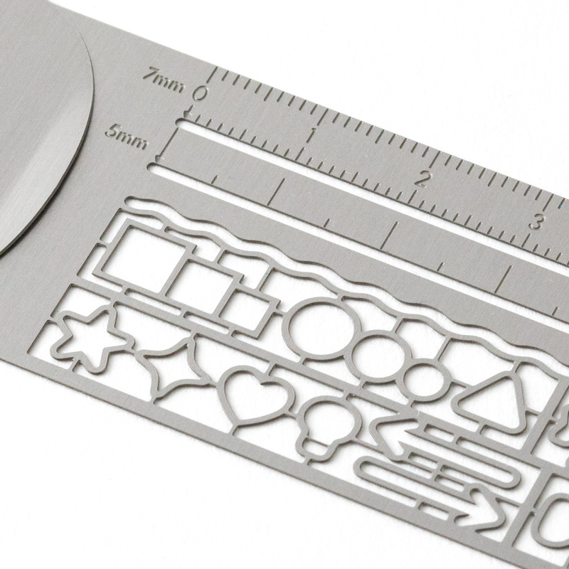 Midori Clip Ruler Segnalibro con Normografo Argento
