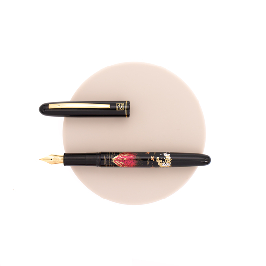 Wancher x Kuretake Kindai Maki-e Fountain Pen Aka Fuji