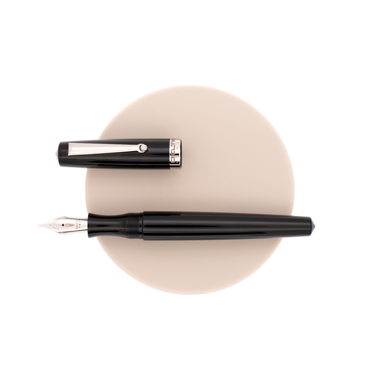 Delta Intesa 2.0 Fountain Pen Black & Rhodium