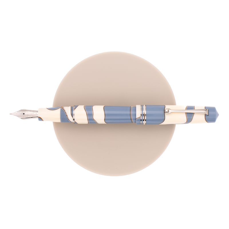 Leonardo Officina Italiana Leonardo Momento Zero Fountain Pen Nuvola & Rhodium 14k