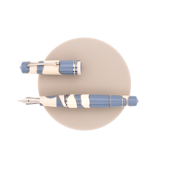 Leonardo Momento Zero Fountain Pen Nuvola & Rhodium 14k