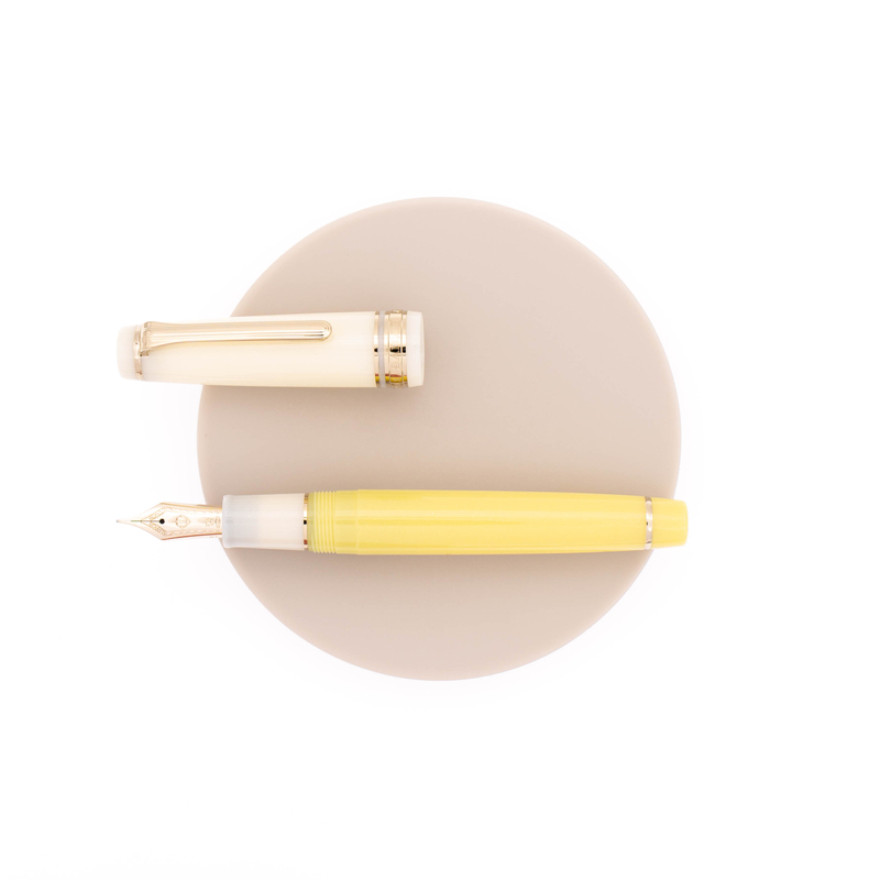 Sailor Sailor Professional Gear Smoothie Fountain Pen Passion Fruit Limited Edition