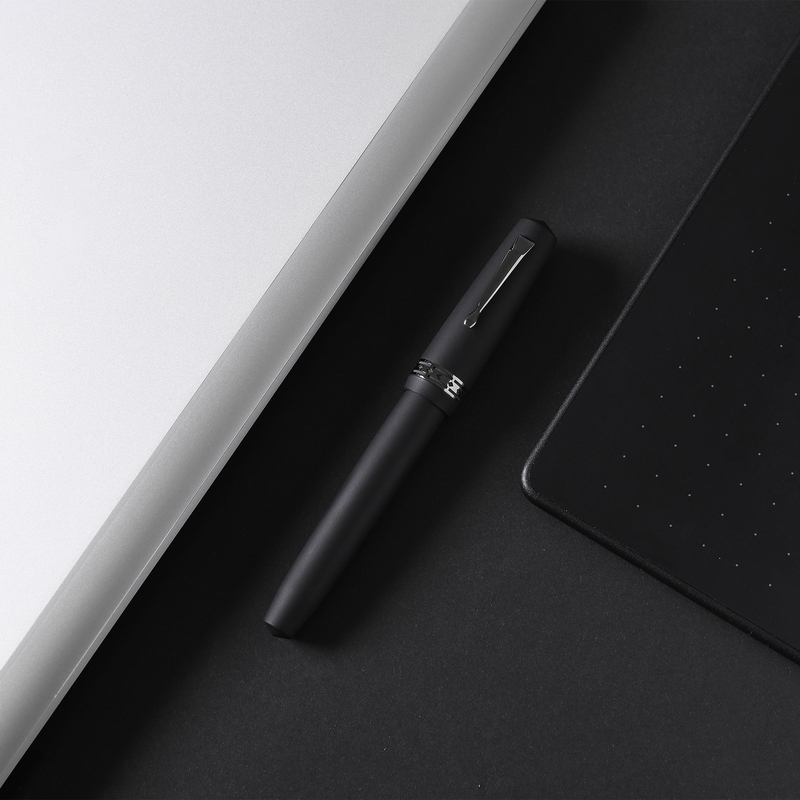 Radius Radius Settimo Fountain Pen Matte Black & Ruthenium
