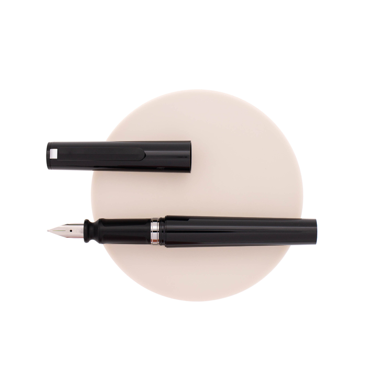 Sailor Sailor Tuzu Fountain Pen Black