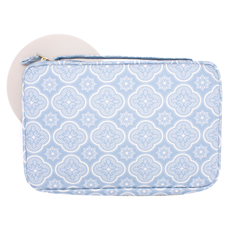 Kyoku Haku Kyoku Haku Pen Case for 20 Pens Begonia Sky Blue