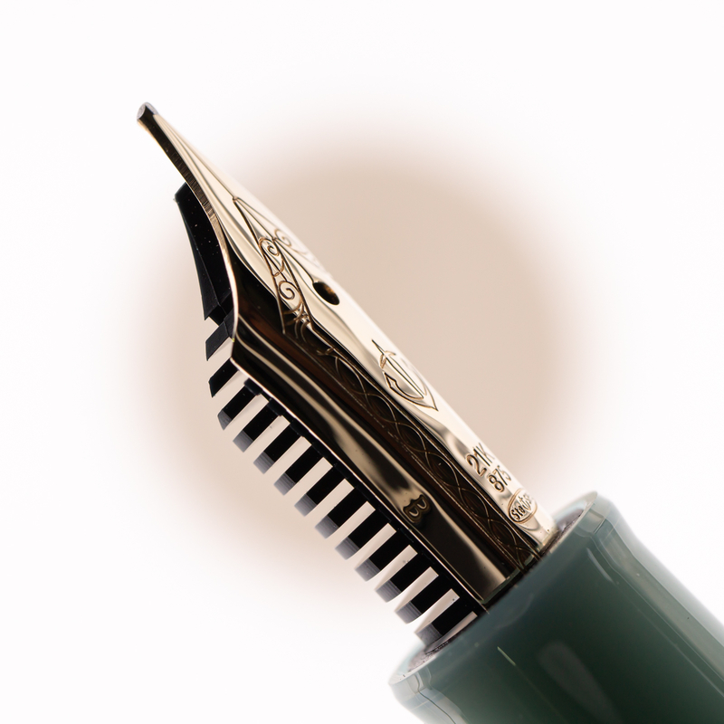 Sailor Sailor Veilio Fountain Pen Pearl Orange