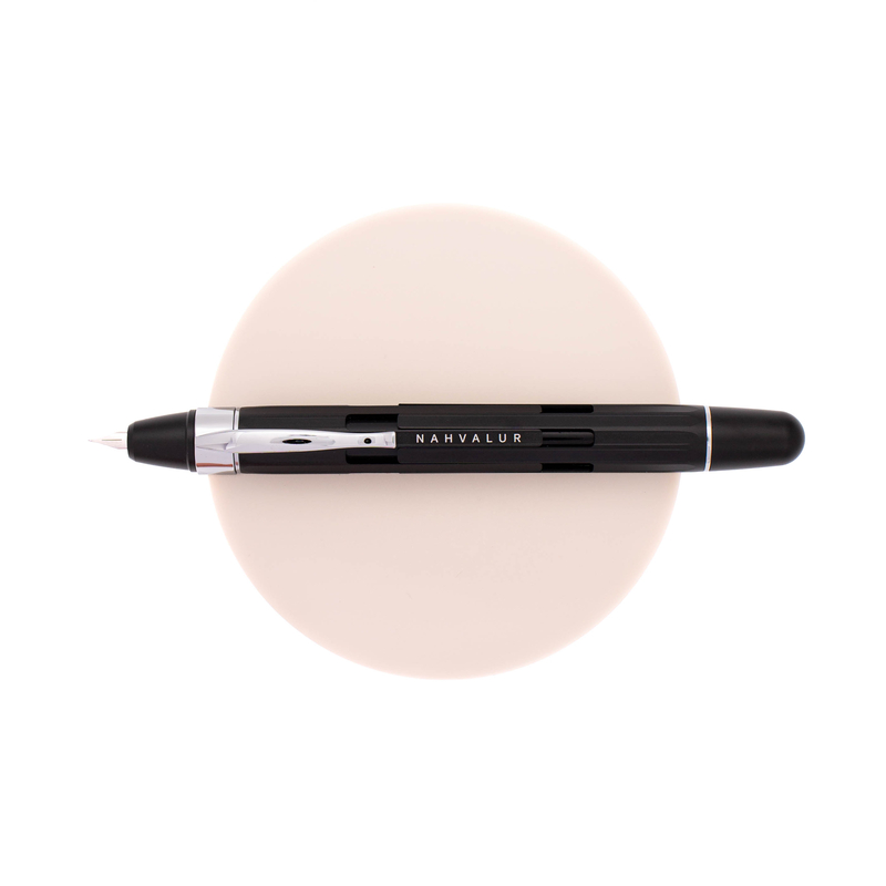 Nahvalur Nahvalur Eclipse Fountain Pen Black Silver