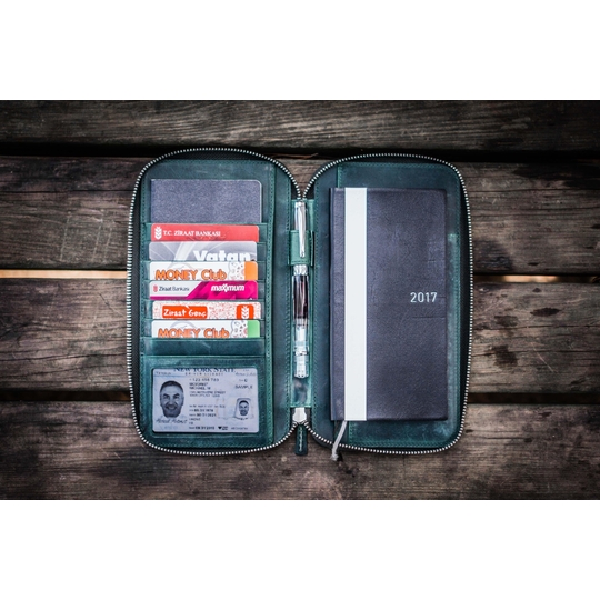 Galen Leather Cover Hobonichi Weeks Mega con Zip Crazy Horse Forest Green