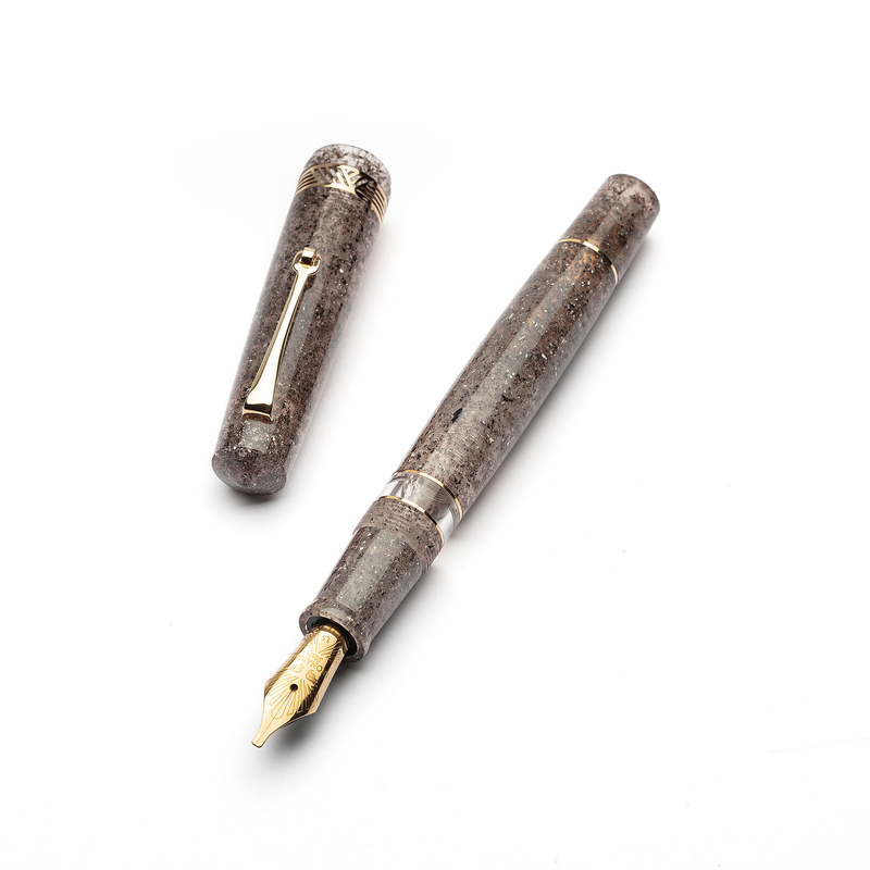 Leonardo Officina Italiana Leonardo Momento Magico Penna Stilografica Sabbia di Mare & Oro 14k