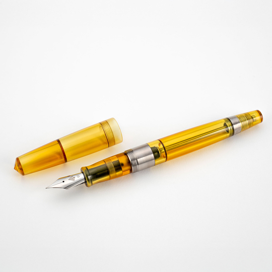 Gravitas Ultemate Vac Fountain Pen Ultem