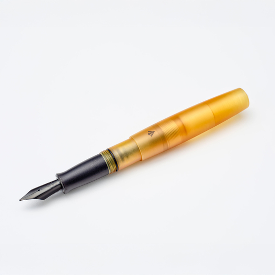 Gravitas Pocket Penna Stilografica Ultem