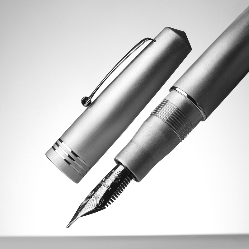 Leonardo Officina Italiana Leonardo Momento Zero Penna Stilografica Alumina & Rodio Edizione Limitata