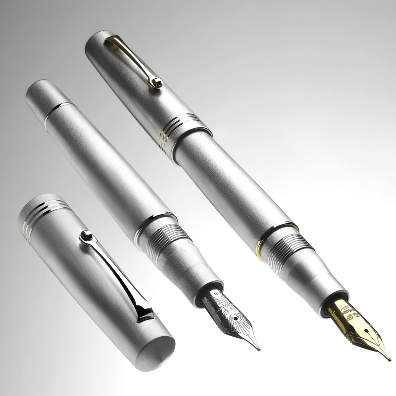 Leonardo Officina Italiana Leonardo Momento Zero Penna Stilografica Alumina & Oro Edizione Limitata