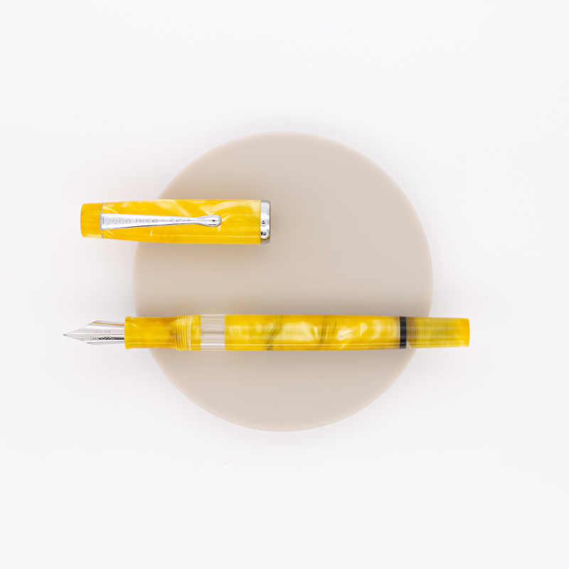 Noodler's Konrad Acrylic Fountain Pen Fer de Lance