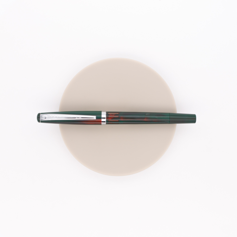 Noodler's Nib Creaper Fountain Pen December 25th