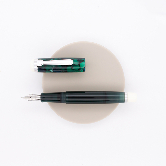 Opus 88 Omar Penna Stilografica Verde