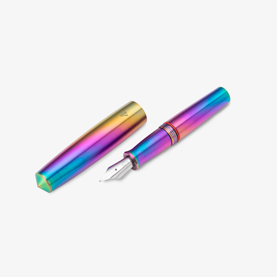 Gravitas Pocket Penna Stilografica Grade 5 Titanium Rainbow Skittle PVD