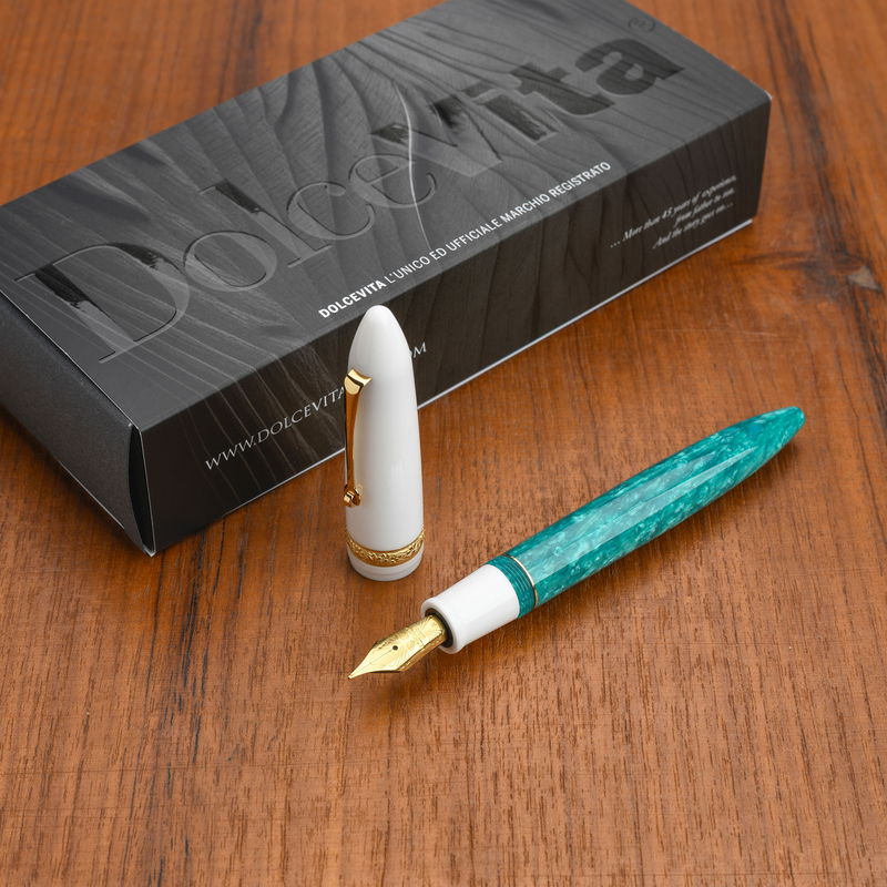 Dolcevita Leonardo x Dolcevita Furore Fountain Pen Smeralda & Gold