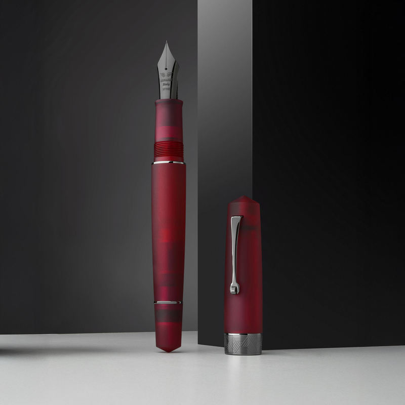 Leonardo Officina Italiana Leonardo Momento Zero Grande Pura Fountain Pen Red & Ruthenium No. 8 Nib