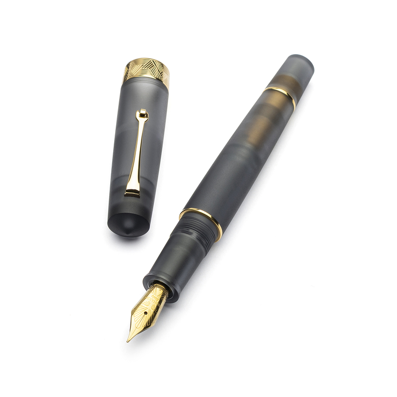 Leonardo Officina Italiana Leonardo Momento Zero Grande Pura Fountain Pen Grey & Gold 14k