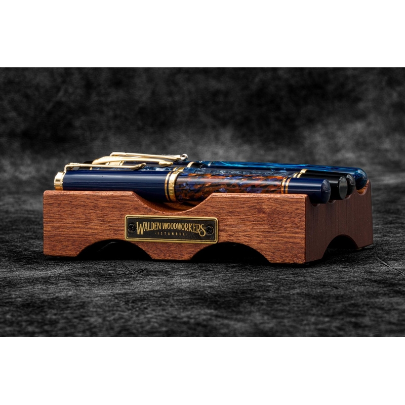 Galen Leather Galen Leather The Pen Bridge Supporto Portapenne in Legno di Mogano