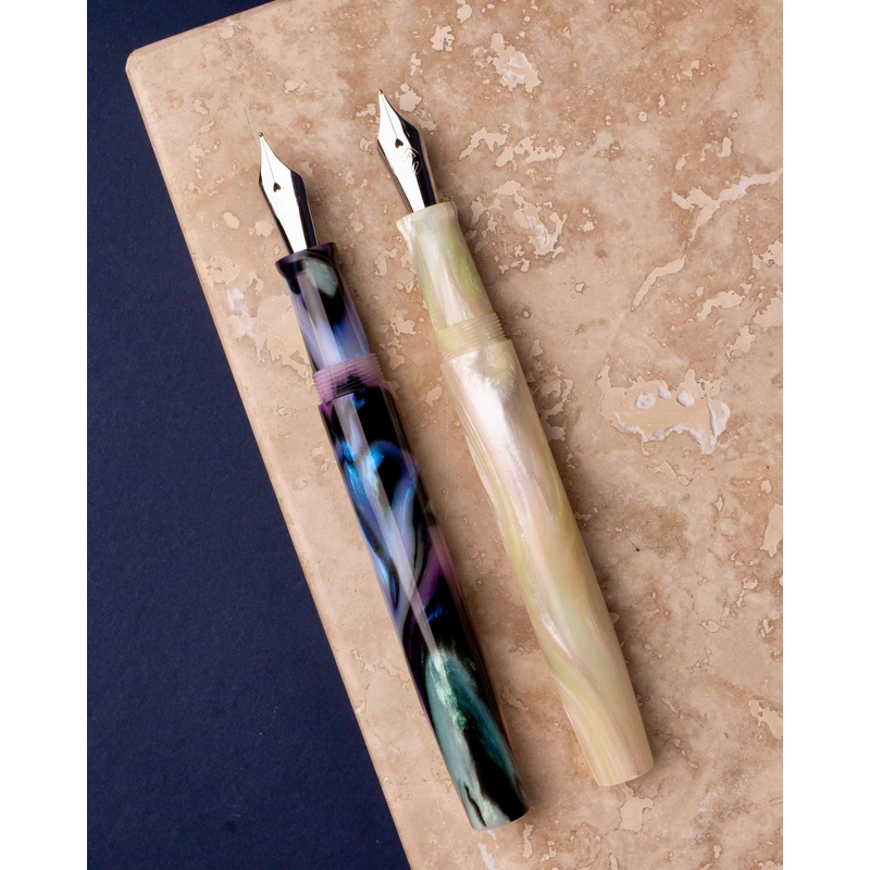 Magna Carta Magna Carta x Stilo&Stile Mag 600S Fountain Pen White Opal