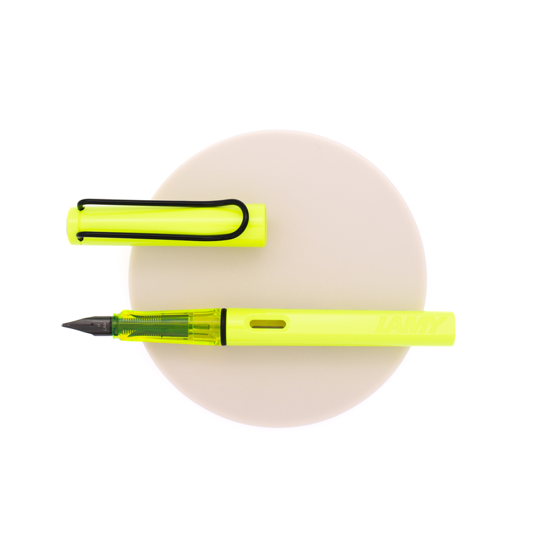 Lamy Lamy Safari Fountain Pen Neon Yellow 2026 Special Edition