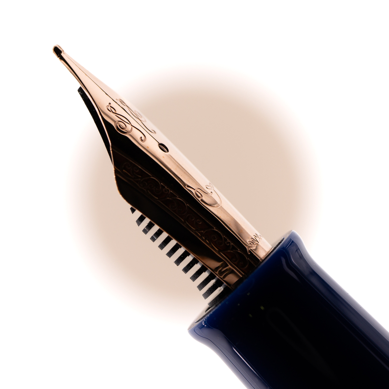 Nahvalur Nahvalur Horizon Fountain Pen Nebula