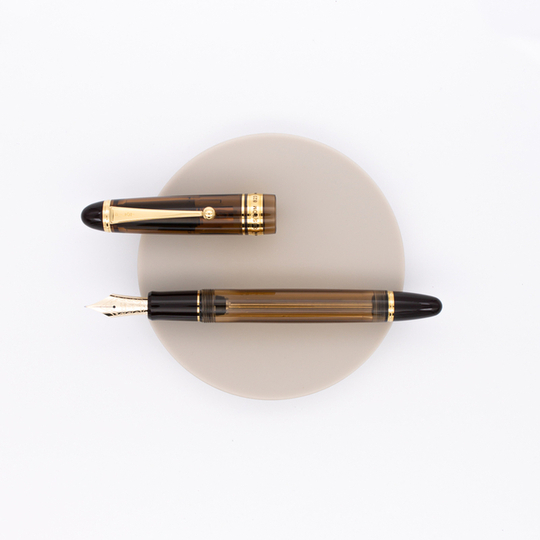 Pilot Custom 823 Fountain Pen Amber